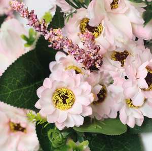 Boda Decoración de Navidad Rosa artificial Margarita Flores Hojas de eucalipto Coronas de Navidad para la puerta delantera - Product Image 6