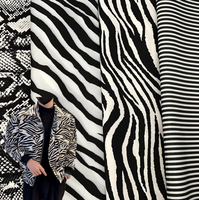 Tissu en polyester imprimé motif fourrure animale 75D personnalisé, imitation mémoire, imperméable et respirant pour manteau et veste décontractés et tendance