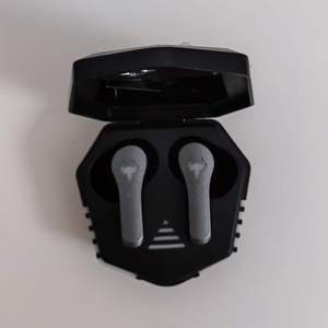 Écouteurs de jeu N35 TWS <span class=keywords><strong>Bluetooth</strong></span> à faible latence avec chipset JL, basses HiFi et lumière LED respirante pour le sport, la musique, les mobiles et les <span class=keywords><strong>PC</strong></span> - Product Image 4