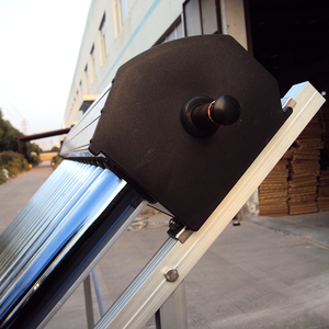 Precio de fábrica <span class=keywords><strong>Calentador</strong></span> de agua <span class=keywords><strong>solar</strong></span> 50L 500L Tanque de acero inoxidable Tubo evacuado Panel <span class=keywords><strong>solar</strong></span> para uso doméstico Techo de gravedad superior - Product Image 5