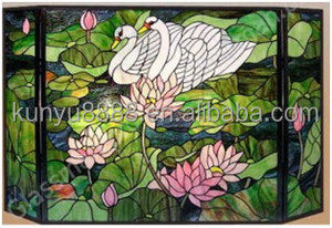 Stained Glass Birds Fireplace Screen Solid Structure European Design High Light Transmittance Decoration - Product Image 2
