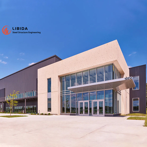 Entrepôt à structure métallique à haute hauteur au sol, hauteur de la corniche pour le stockage de gros équipements - Product Image 2