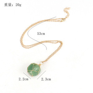 قلادة خانقة عتيقة الطراز مزينة بالكريستال والخرز المرصع بالأحجار الكريمة للنساء كهدية - Product Image 5