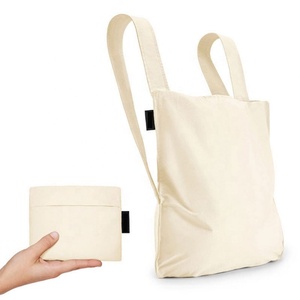 Grand sac à dos pliable en toile réutilisable écologique Sac fourre-tout Logo imprimé personnalisé Couleur unie Prêt pour le voyage Coton Nature's - Product Image 5
