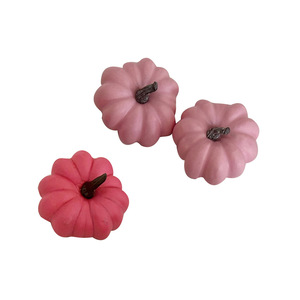 Decoraciones de calabaza rosa artificial de 7.5 pulgadas en rosa claro y oscuro, reutilizables, para decoración de mesa de hogar en interiores para el Día de Acción de Gracias. - Product Image 5