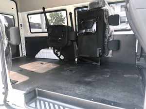 Vente Flash : Fourgonnette Commerciale d'Occasion JMC Fushun 2023 2.0T 8AT LHD 7 Places, Intérieur Propre, Diesel, Véhicule d'Occasion Fiable pour l'Exportation - Product Image 5