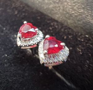 Pendientes de Oro de 18K con Diamantes y Rubíes en Forma de Corazón, Clásicos para Bodas, Aniversarios, Regalos para Niños, Compromisos, de Xinfly - Product Image 3