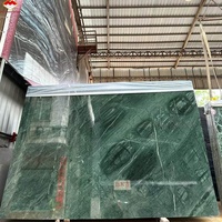 Marbre vert indien poli, imperméable et durable, taille personnalisée pour table à manger, éviers de salle de bain, escaliers, fond mural