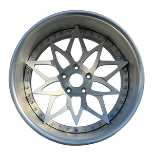 Llantas de aleación de aluminio forjado de tres piezas a <span class=keywords><strong>precio</strong></span> barato, llantas ligeras para automóviles de pasajeros para reacondicionamiento de automóviles - Product Image 2