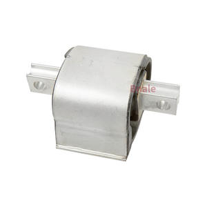 Soporte de montaje de caja de cambios de transmisión trasera A2052405100 A2052403300 para soporte de montaje de transmisión de motor <span class=keywords><strong>Mercedes</strong></span> Benz - Product Image 1