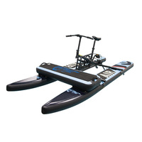 Bateaux à pédales flottants gonflables d'usine OEM Hydro Cycle Bicyclette sur l'eau avec matériau de point de chute pour les jeux d'eau