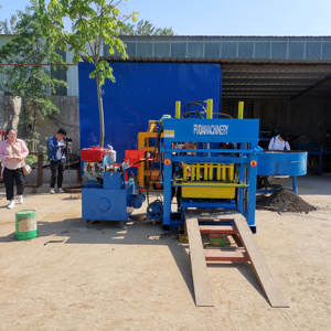 Máquina para Fabricar Bloques <span class=keywords><strong>de</strong></span> Hormigón a Bajo <span class=keywords><strong>Precio</strong></span>, Accionada por Motor Diésel, Produce Ladrillos <span class=keywords><strong>Huecos</strong></span> <span class=keywords><strong>de</strong></span> 400-150-200 mm <span class=keywords><strong>de</strong></span> Largo, Ancho y Alto, con 3 Orificios - Product Image 6