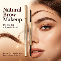 Crayon à sourcils double embout avec pointe de précision pour des traits naturels et pinceau de mélange doux pour un fini naturel, qui définit et remplit