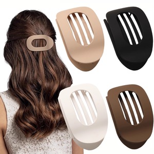 Pince à cheveux ovale mate de style français, grande pince plate avec design incurvé confortable pour femmes - Product Image 2