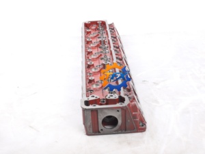 อะไหล่เครื่องยนต์ 6SD1 6SD1T ฝาสูบเครื่องยนต์ EX300-2 EX300-3 EX300-5 EX330 EX350 EX330-5 EX350-5 ฝาสูบรถขุด - Product Image 2