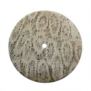 Cadran de montre personnalisé en corail naturel A K Gems, rond, 37 mm, épaisseur 0,90 mm, personnalisation de la taille/épaisseur/perforation, provenant du Rajasthan - Product Image 1