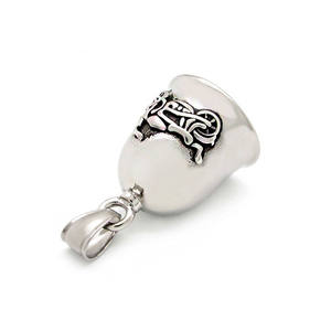 Llavero Colgante de Campana Protectora Gremlin para Motocicleta, Diseño Personalizado de Acero Inoxidable al por Mayor - Product Image 4