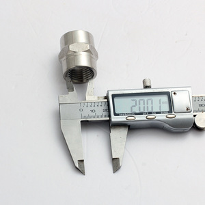 Conector de Tubería de Acero Inoxidable Crane Crown, Rosca Interna de 1/2 Pulgada DN15, Conector Directo de 4 Puntos, Sin Costuras, Serie 300 - Product Image 2