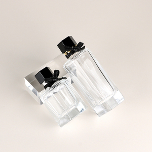 Bottiglia in Vetro con Decorazioni Intricate 50ml 100ml Fondo Spesso Pompa Surlyn Serigrafia Contenitore Premium per Profumeria - Product Image 3