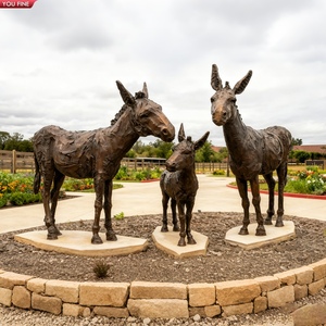 Скульптура YOUFINE: Семейство ослов в натуральную величину из бронзы для декора сада, фермы, двора - Product Image 1