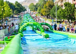 Giant <b>Inflatable</b> PVC Water Slide with >500kg Capacity for >10 Passengers Commercial Outdoor Use - Product Image 2
