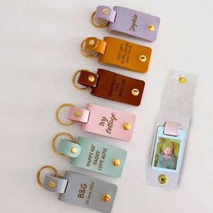 Envío Rápido, Llavero de Cuero PU con Foto, Bonito y Duradero, Llavero Personalizado, Regalo de Cumpleaños o Navidad para Ella, Esposo, Mamá - Product Image 1