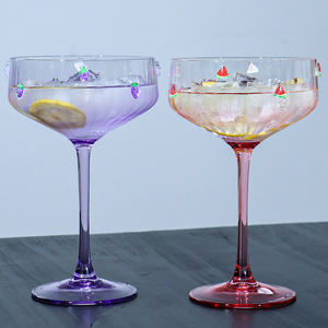 Verre à champagne décoratif créatif en forme de fruit, design personnalisé avec logo, verre à vin rouge en cristal coloré, emballage EPR <span class=keywords><strong>France</strong></span> - Product Image 5