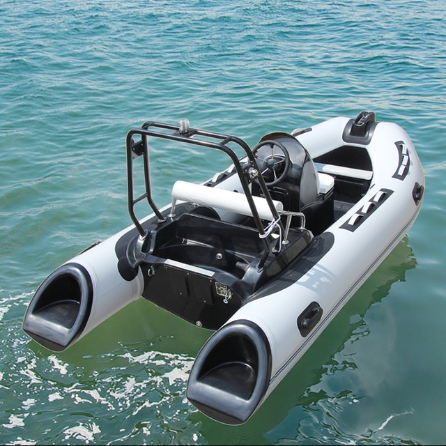 China Factory 13ft RIB390C Boat Fiberglass Inflatable Rowing Boats With Center Console RIB and Outboard Motor for Fishing