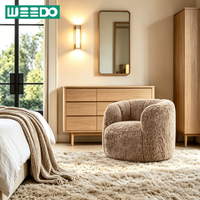 Fauteuil simple classique rembourré avec coussin en éponge, chaise confortable et douce pour salon, luxe pour appartement et villa