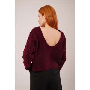 เสื้อสเวตเตอร์ผู้หญิงสีเบอร์กันดี แขนยาว ประดับด้วยหิน ดีไซน์เปิดหลัง สไตล์หรูหรา - Product Image 1
