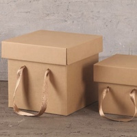Boîte cadeau haut de gamme en carton ondulé écologique à partir de matériaux recyclés avec gaufrage pour chips, chewing-gum et aliments en conserve
