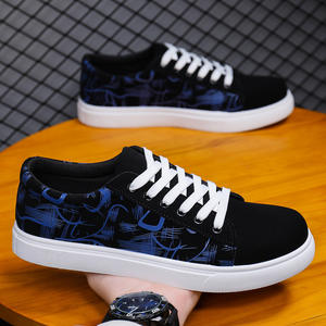 Nouvelles chaussures pour hommes en maille respirante, chaussures décontractées à semelle épaisse, baskets tendance, lacets, chaussures de sport, chaussures de skateboard, style de marche - Product Image 2