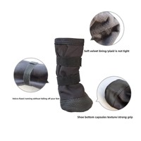Vente chaude chaussures de pied de chien en caoutchouc Durable Anti-Lick fournitures auxiliaires pour animaux de compagnie pour les blessures aux pattes de chien pour l'extérieur pour le nouvel an