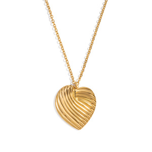 Collar con Forma de Corazón Texturizado YF8244 para Uso Diario Informal, Chapado en Oro de 18K, Acero Inoxidable Resistente al Agua - Product Image 6