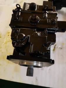 Pompe à piston hydraulique 90L042 90L055 90L075 90L100 90L130 90L180 90L250 90R042 90R055 90R075 90R100 90R130 90R180 - Product Image 4