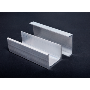<span class=keywords><strong>Aluminium</strong></span> 6063 Extrusionsprofil <span class=keywords><strong>U</strong></span>-förmiges Rohr, <span class=keywords><strong>Aluminium</strong></span> <span class=keywords><strong>U</strong></span>-Kanal Geländerprofil - Product Image 1