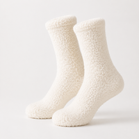 Chaussettes Douces et Moelleuses Personnalisées, Chaussettes Chaudes et Confortables, Vente en Gros OEM avec Logo pour l'Hiver et l'Intérieur