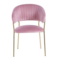 Chaise de salle à manger moderne en velours rose avec dossier incurvé capitonné et pieds en métal doré