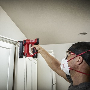 Clavadora Inalámbrica <span class=keywords><strong>Milwaukee</strong></span> M12 PN23GS 12V 23GA para Trabajos en Madera - Product Image 4