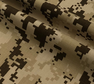 Tissu imprimé camouflage désertique 50/50 NYCO <span class=keywords><strong>Nylon</strong></span> 50% Coton 50% Ripstop pour uniformes et équipements tactiques WR IRR - Product Image 3