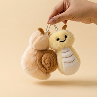 En gros, Mini Adorables Peluches Porte-clés Escargot, Poupées en Peluche Personnalisées, Mascottes de Dessins Animés Douces, Jouets en Peluche pour Cadeau Promotionnel