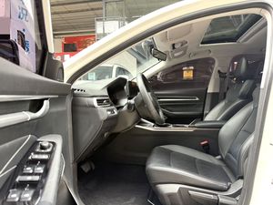 GEELY Emgrand L 2022 1.4T CVT Premium <span class=keywords><strong>Voiture</strong></span> d'<span class=keywords><strong>occasion</strong></span> Berline automatique conduite à gauche pour l'exportation - Product Image 3