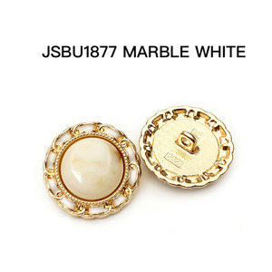 Top maglione rotondo di fascia alta da donna <span class=keywords><strong>con</strong></span> grandi <span class=keywords><strong>bottoni</strong></span> a catena di perle moderni accessori per cappotto in Cashmere bottone in metallo in lega di zinco - Product Image 4