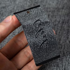 Etiquetas Colgantes Tejidas Coloridas con Logotipo de Marca de Diseño Personalizado, Etiquetas de Precio para Ropa al por Mayor - Product Image 3