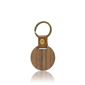Portachiavi In legno tondo personalizzato per incisione In legno alla rinfusa con Logo personalizzato Plain Blank sublimazione