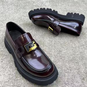 Chaussures en Cuir Professionnelles, Tendance et Décontractées, Résistantes à l'Usure, Nouvelles Chaussures Basses Décontractées pour Homme de Style Britannique, Chaussures Habillées Haut de Gamme - Product Image 2