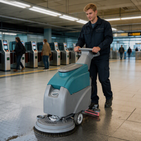 Autolaveuse autoportée GS460 24V avec brosse 12V pour le nettoyage des parkings, des gares et des aéroports