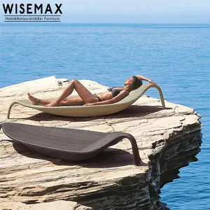 WISEMAX mobilya Modern alüminyum yaprak şekli açık güneş salon yüzme havuzu dokuma Rattan açık şezlong satılık