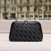 Tas Selempang Wanita Bergaya Mewah Desainer Terkenal Model Terbaru Trendi Elegan untuk Belanja dan Pesta