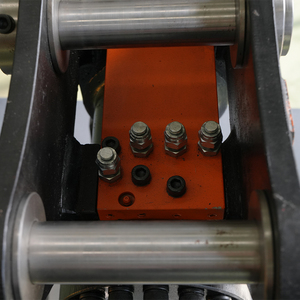 Attache rapide inclinable GJEM certifiée CE pour excavatrice avec garantie d'un an pour 1 à 30 tonnes - Product Image 4